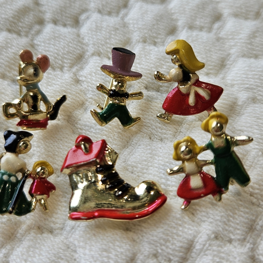 SOLD! Vintage Storybook Character Pins
